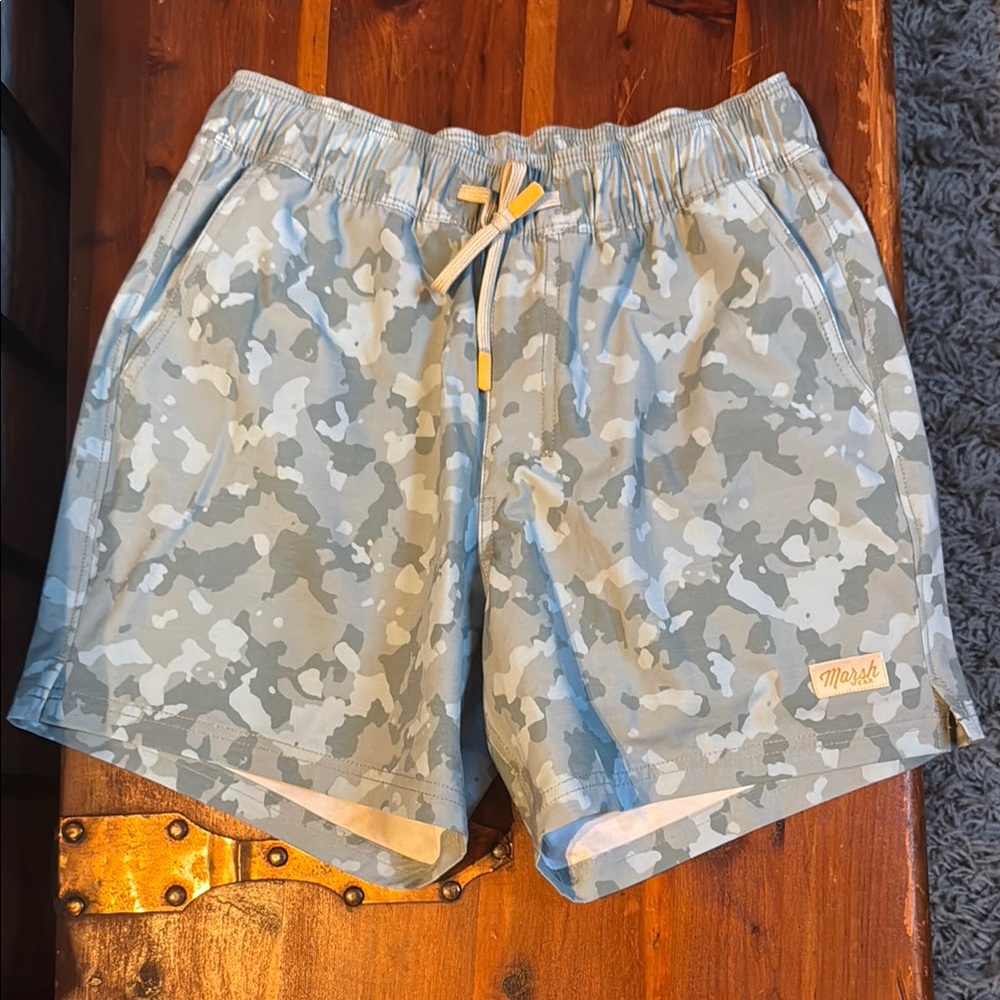 Men's 6” Athletic Camouflage Shorts - Light Gray Green